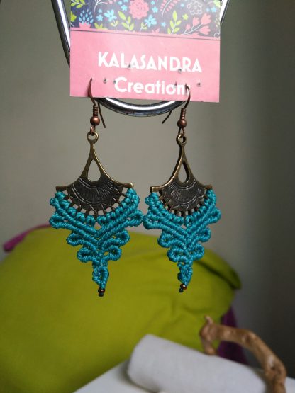 beautiful blue macrame earrings. handmade blue earrings. Boho earrings. Artisan jewelry.