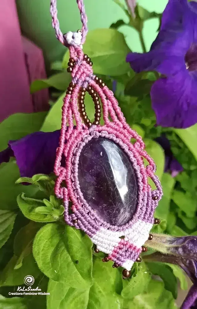 big amethyst macrame necklace. One-of-a-kind handmade necklace. Amethyst necklace. Gemstone necklace. Artisan Jewlery. Boho Jewelry. Bohemian necklace. Grace
