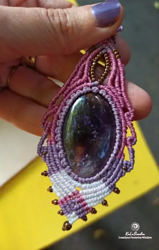 Big amethyst macrame necklace- GRACE - Image 4