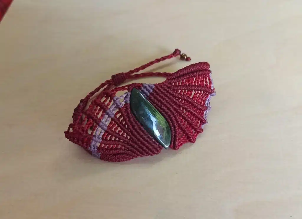 Obsidian Red Macrame Bracelet - Image 3