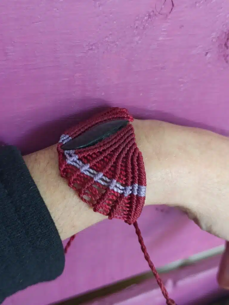 Obsidian Red Macrame Bracelet. Obsidian bracelet. macrame bracelet. Handmade. One-of-a-kind bracelet. Gemstone bracelet.Red bracelet. Artisan jewelry. Boho. Bohemian jewelry