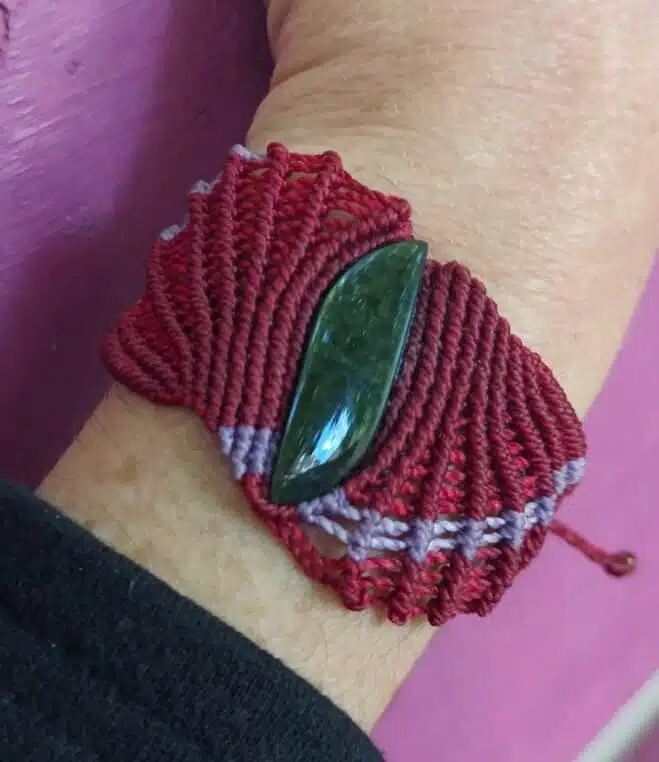 Obsidian Red Macrame Bracelet. Obsidian bracelet. macrame bracelet. Handmade. One-of-a-kind bracelet. Gemstone bracelet.Red bracelet. Artisan jewelry. Boho. Bohemian jewelry