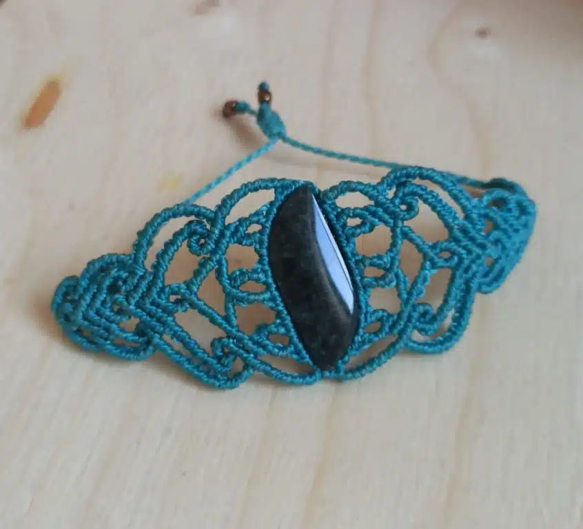 Pulsera grande de macramé con Obsidiana - Imagen 3