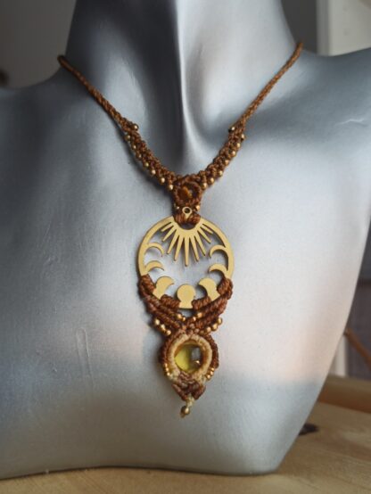 amber macrame necklace