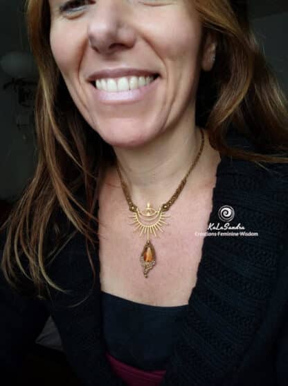 inner fire macrame necklace. amber necklace. handmade. UNique. Artisan jewelry.boho