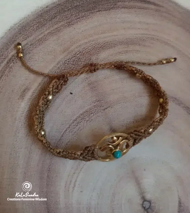 OM Pulsera de macramé con turquesa hecha a mano en diseño de metal de latón - Imagen 7