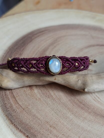 moonstone macrame bracelet handmade , artisan jewelry, gemstone bracelet, boho jewelry