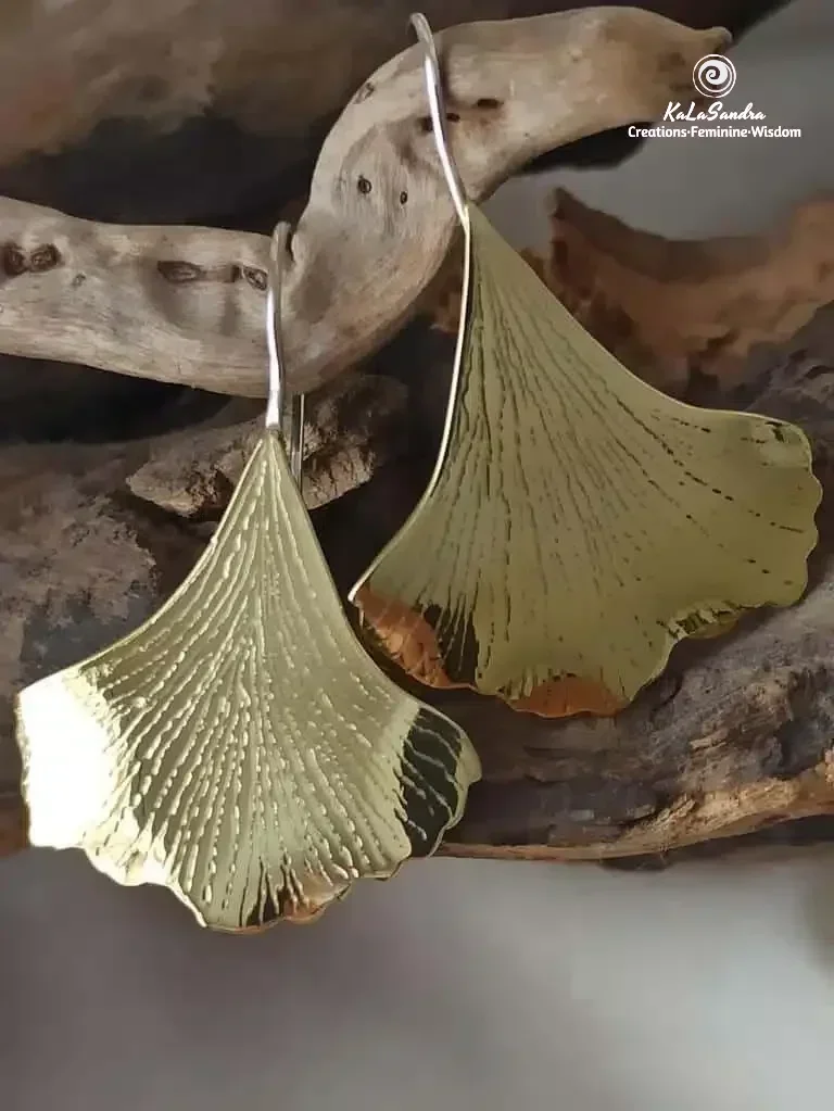 GINKGO BILOBA tree leaves inspired dangling earrings in hand cut brass metal - Image 2