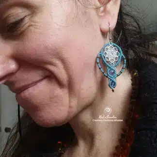 beautiful macrame earrings, unique, artisan earrings